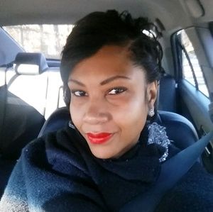 Meet your Posher, Jeneen